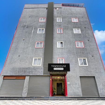 Super Townhouse Tirupati酒店 外观 照片