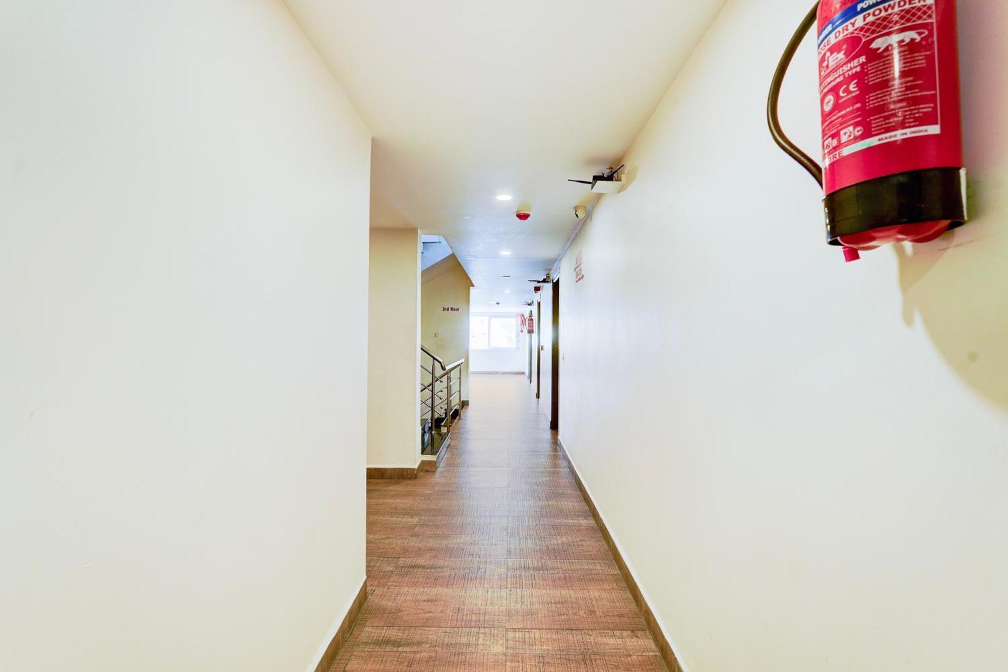 Super Townhouse Tirupati酒店 外观 照片